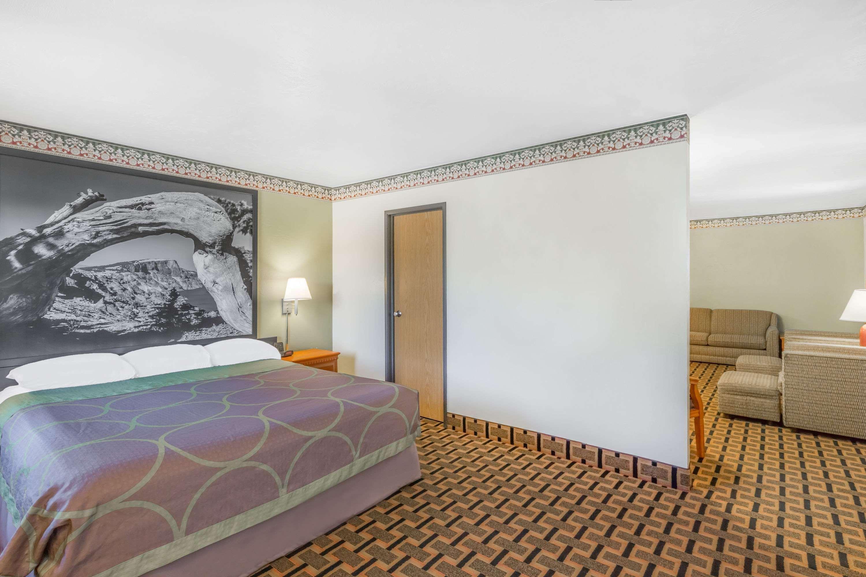 Super 8 By Wyndham Grants Pass Motel Eksteriør bilde